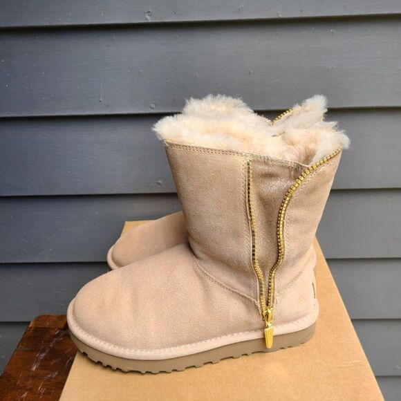 UGG Marice Tan Suede Gold Zip Up Shearling Boots size 6 NEW! NIB! NWT! - Picture 10 of 12